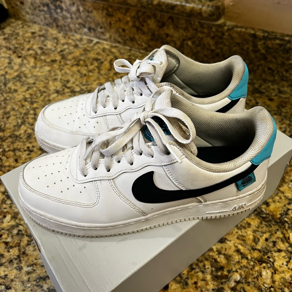 Nike White and Teal Sneakers